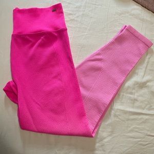 PINK Leggings